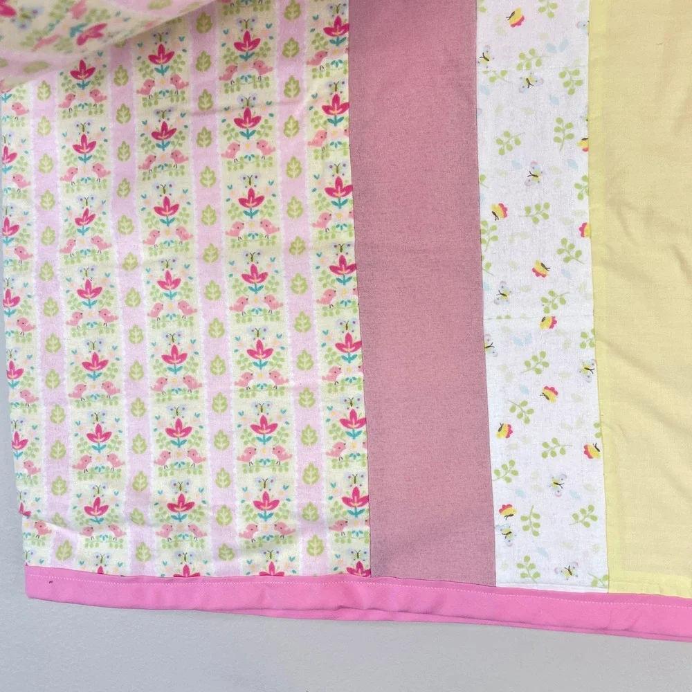 Handmade‎ Baby Quilt Blanket Pink Yellow Floral Bee Print Fleece 34.5 x 33.75